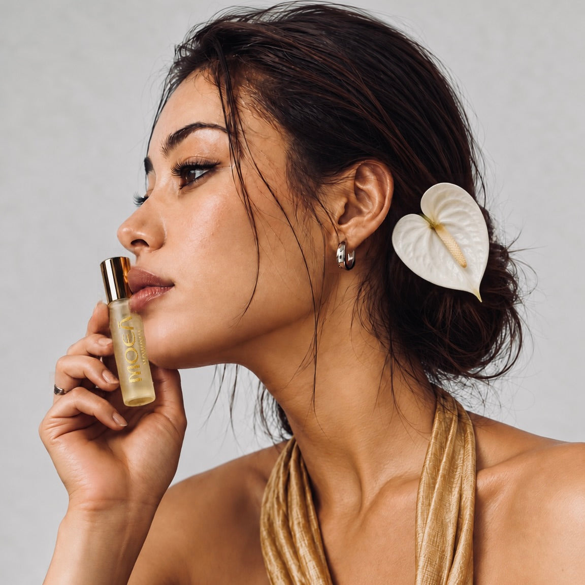 Sunlit Vanilla & Coconut Perfume Travel Spray | MOEĀ Hawaiʻi